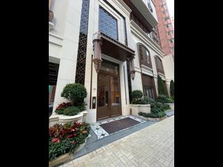 Sai Ying Pun - Upper Manor 13