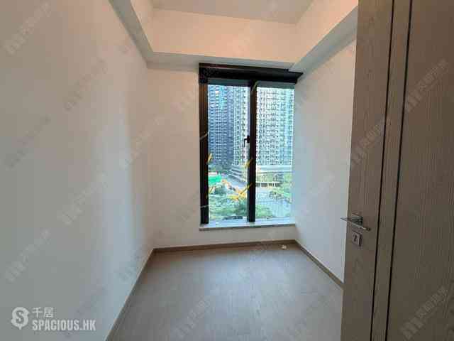 Wong Chuk Hang - The Southside Phase 3B Blue Coast 04