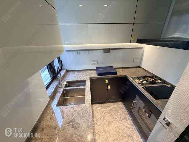 Wong Chuk Hang - The Southside Phase 3B Blue Coast 12