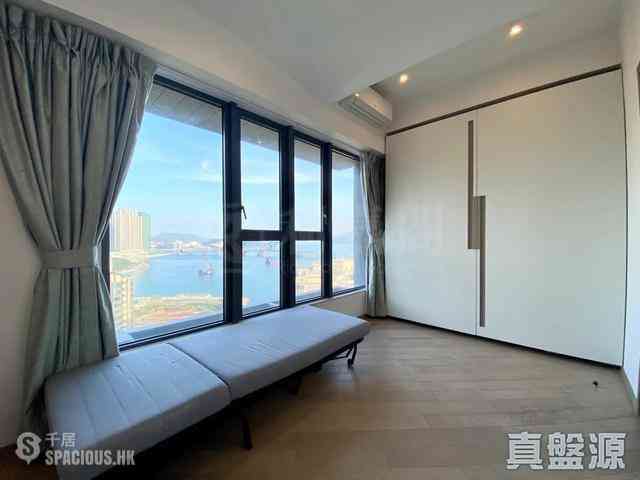 Tseung Kwan O - The Wings IIIB 01