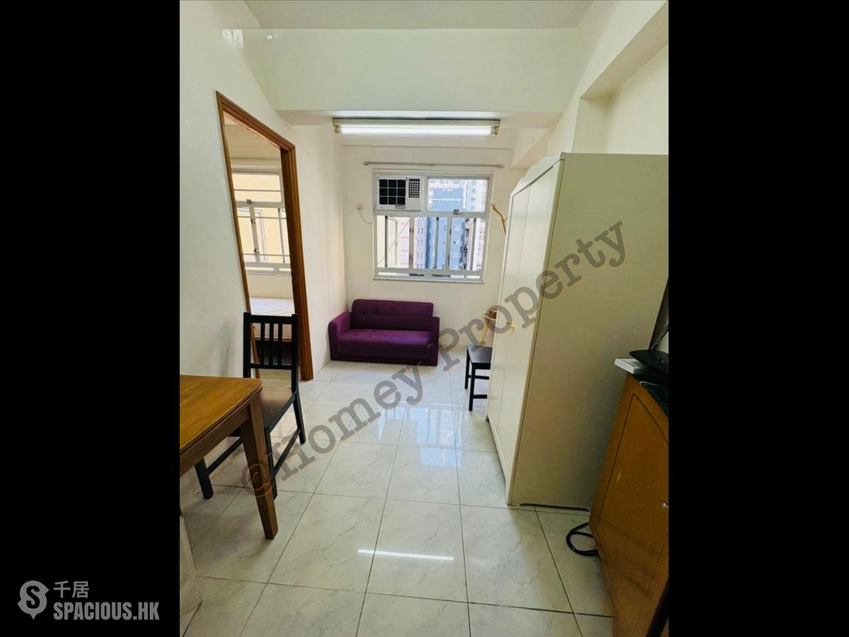 Wan Chai - Hong Chiang Building 01