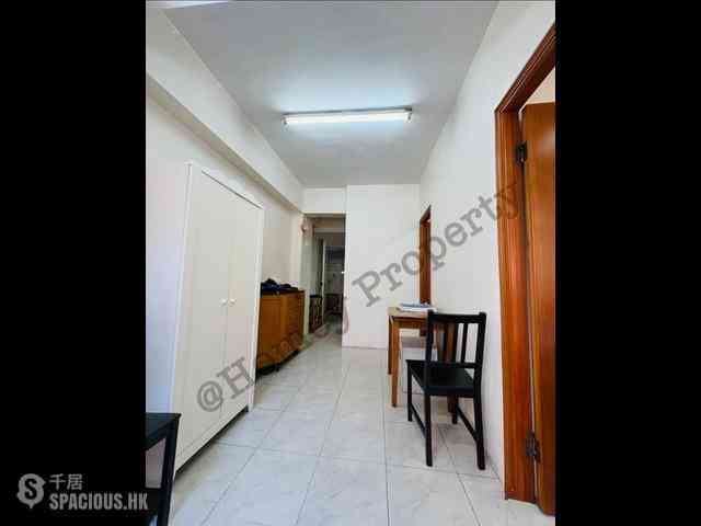 Wan Chai - Hong Chiang Building 02