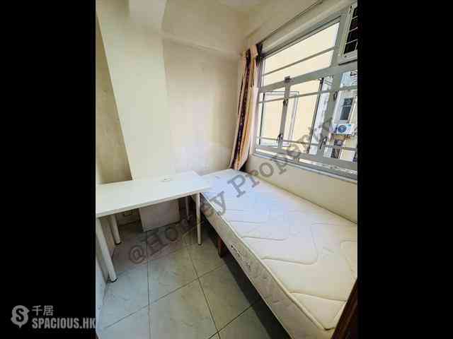 Wan Chai - Hong Chiang Building 03