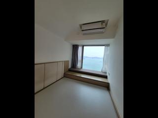 Kennedy Town - The Merton 03