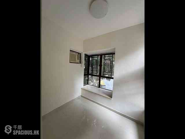 Sai Ying Pun - Smiling Court 06