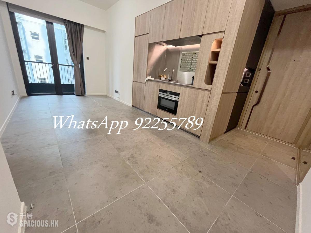 Sai Ying Pun - Bohemian House 01
