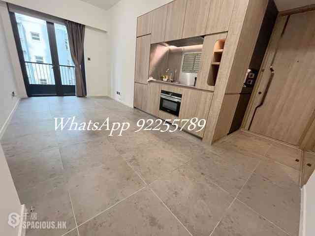 Sai Ying Pun - Bohemian House 01