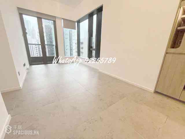 Sai Ying Pun - Bohemian House 01