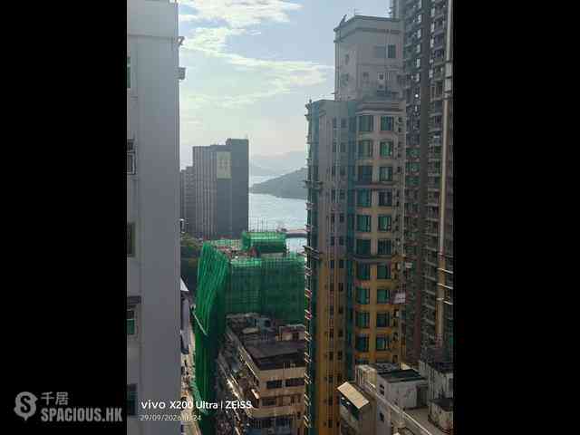 Kennedy Town - Luen Yau Apartments 02