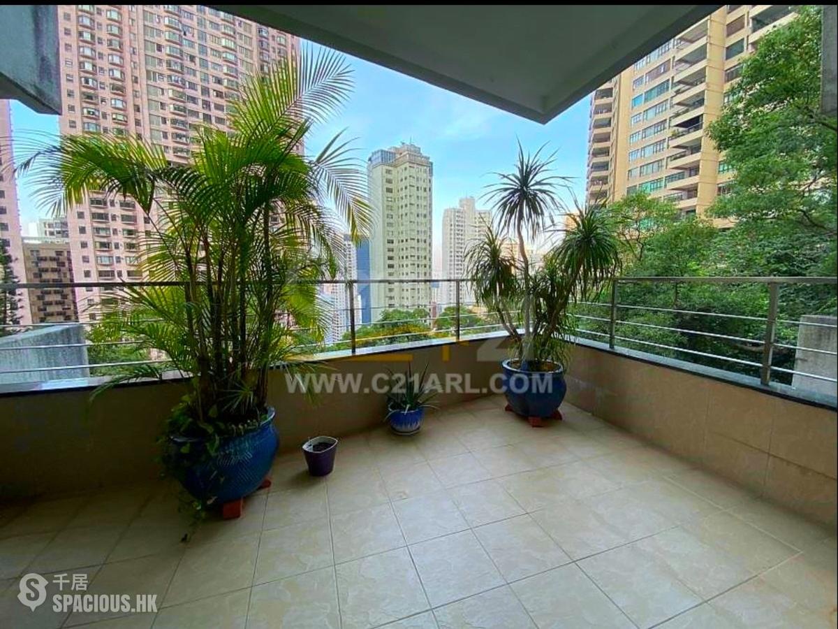 Mid Levels Central - Brewin Court 01