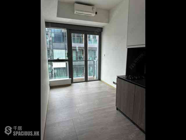 Sai Ying Pun - Two・Artlane 03