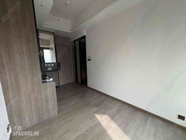 Sai Ying Pun - Two・Artlane 04