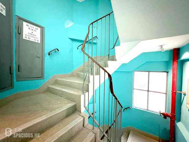 Sheung Wan - 114, Des Voeux Road West 15