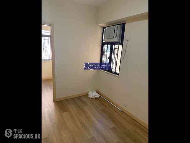 Sheung Wan - Welland Building 01