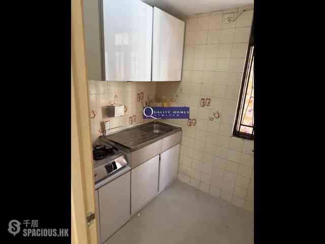 Sheung Wan - Welland Building 03
