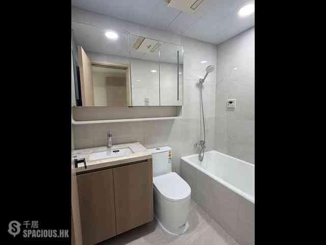 Tsim Sha Tsui - The Victoria Towers Tower 2 10