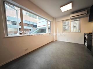 Soho - 49-49C, Elgin Street 06