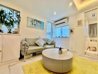 Sai Ying Pun - Fook Moon Building 03