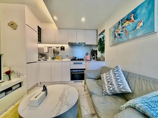 Sai Ying Pun - Fook Moon Building 04