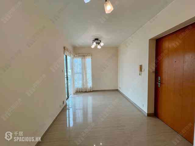 Wan Chai - The Zenith 06