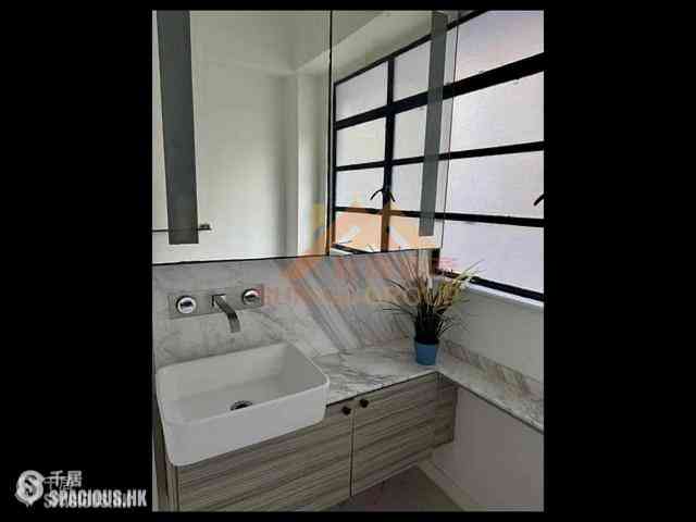 Sai Ying Pun - Fook On Building 10