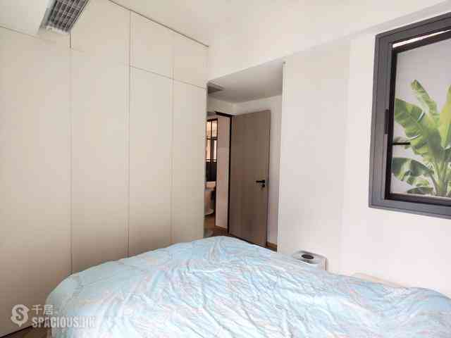 Sheung Wan - Shun Loong Building 06