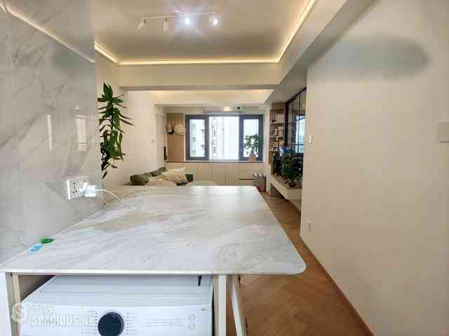 Sheung Wan - Shun Loong Building 10