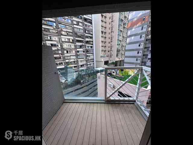 Mid Levels Central - The Icon 03