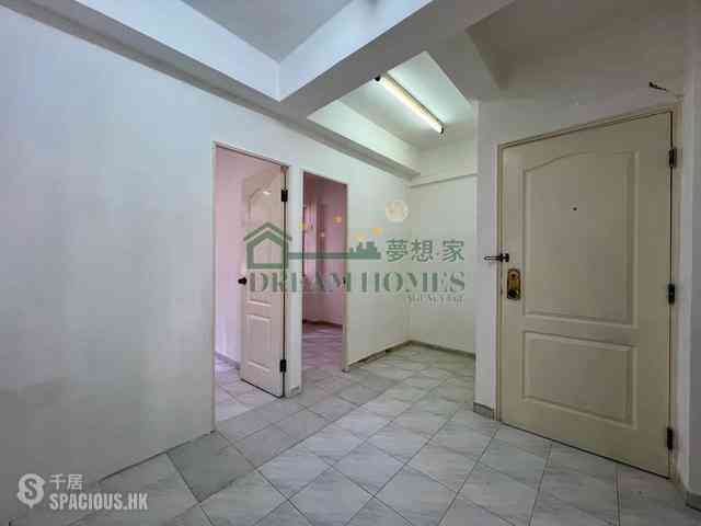 Sai Ying Pun - 10-12, Eastern Street 01