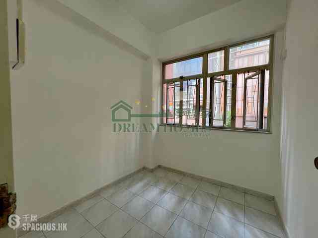 Sai Ying Pun - 10-12, Eastern Street 06