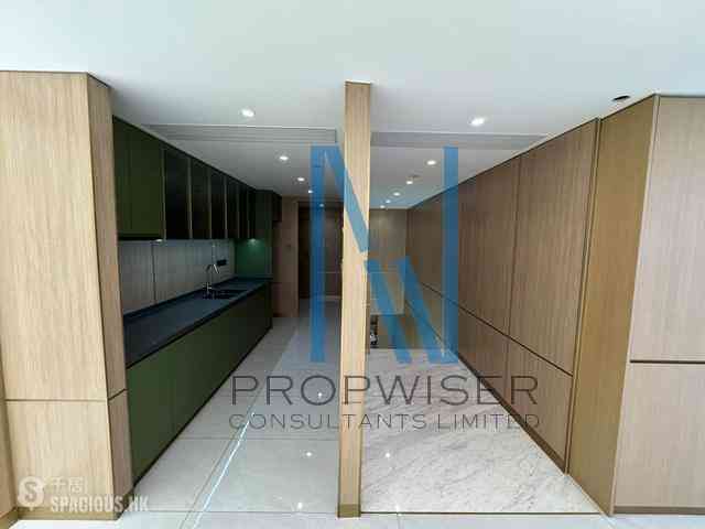 Tsim Sha Tsui - Winfield Commercial Building 11