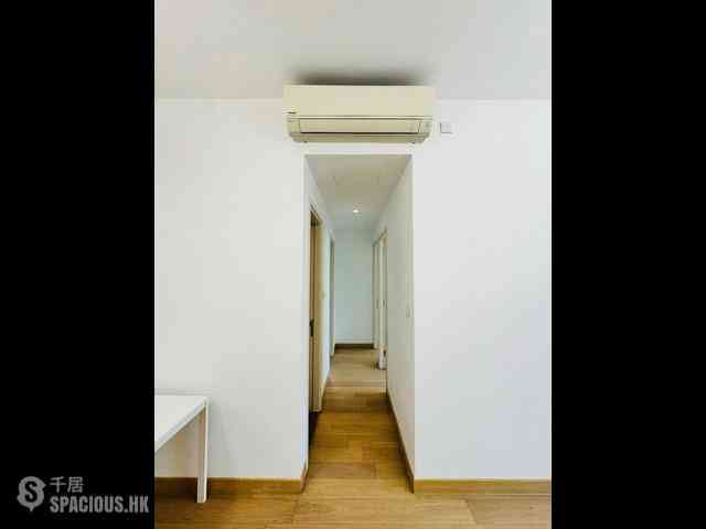 Tseung Kwan O - Monterey Block 5 03