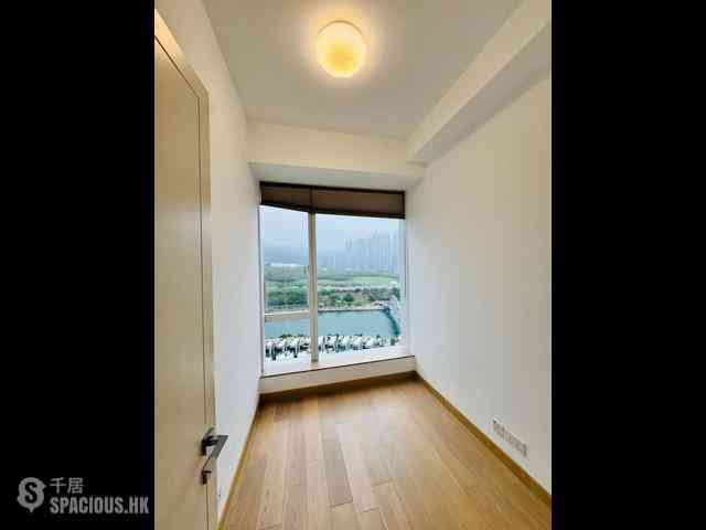 Tseung Kwan O - Monterey Block 5 05