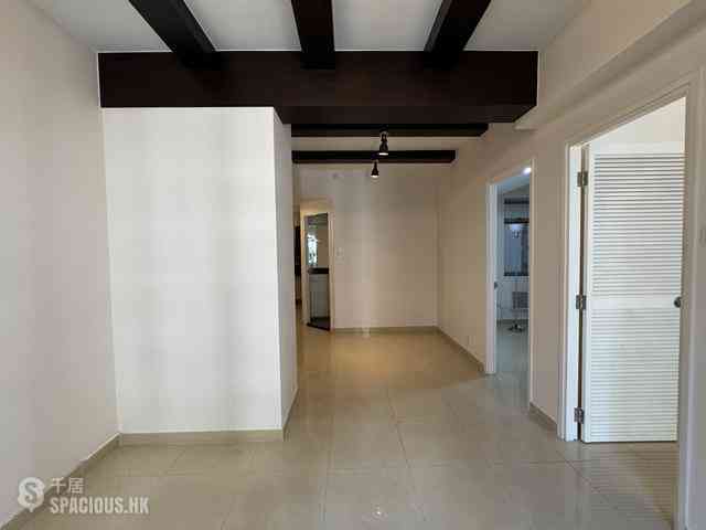 Mid Levels Central - Mountain View Court 03