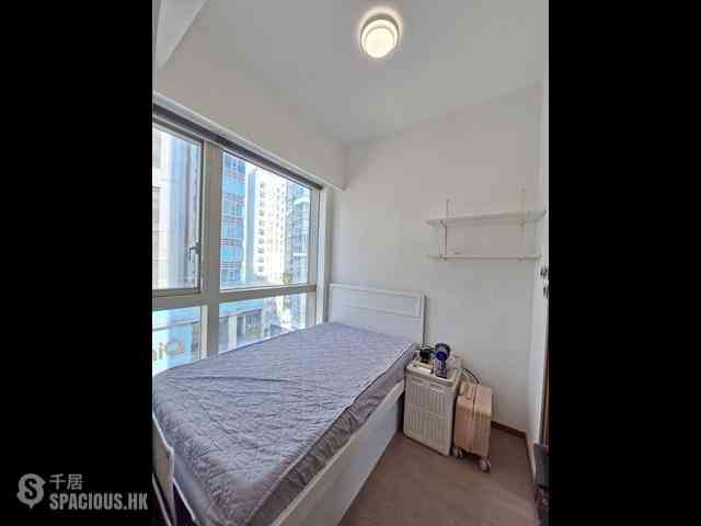 Sai Wan Ho - One Eighty 04