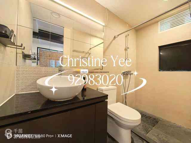 Wan Chai - Hang Tak Building 06