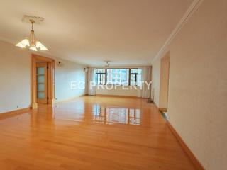 Jardines Lookout - Butler Towers 03