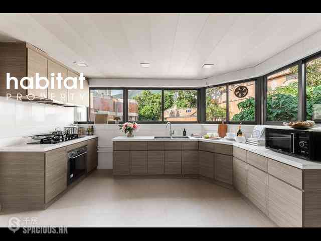 Shouson Hill - Henredon Court 10