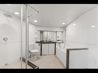 Shouson Hill - Henredon Court 24