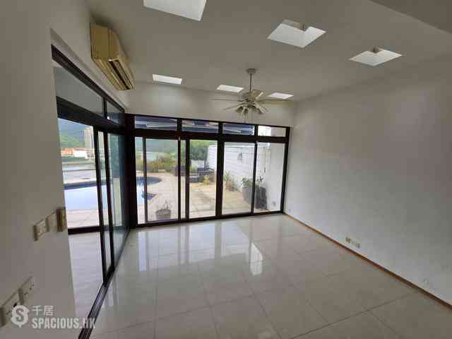 Discovery Bay - Discovery Bay Phase 1 Beach Village Headland Drive 25