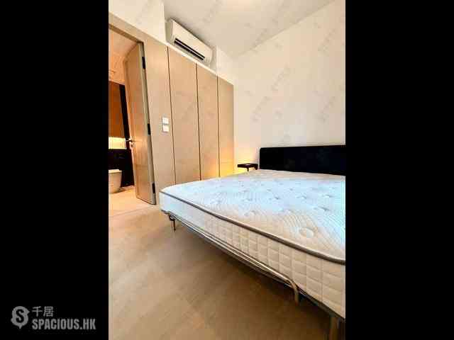 Wan Chai - 33 Kennedy Road 09