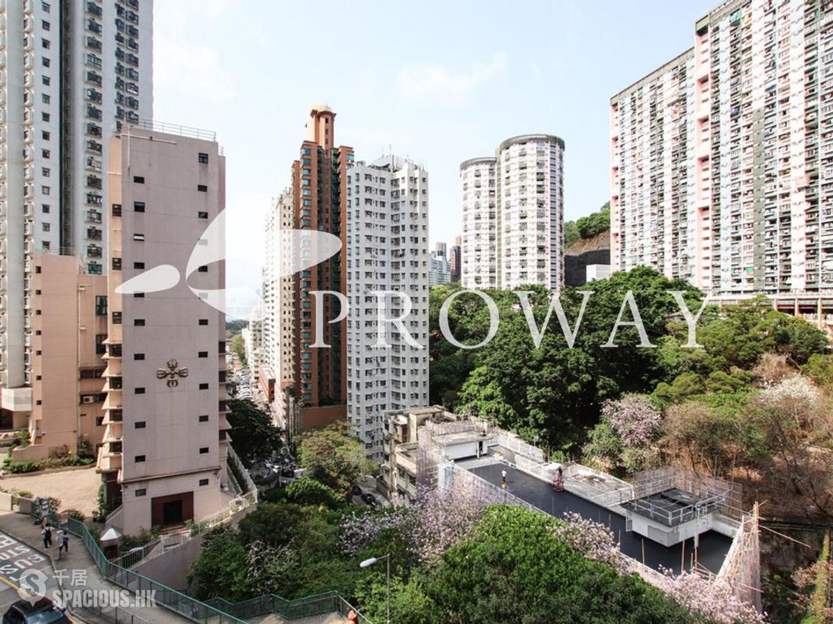 Tai Hang - Kan Oke House 01