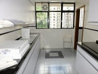 Mid Levels Central - Clovelly Court Block 2 09