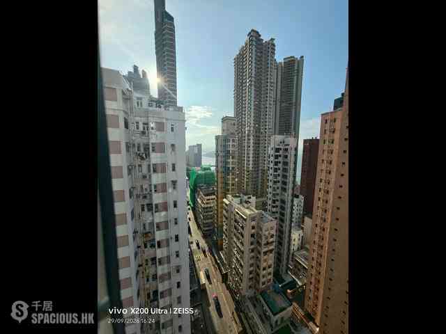 Kennedy Town - Luen Yau Apartments 07