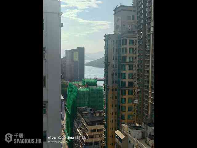 Kennedy Town - Luen Yau Apartments 08