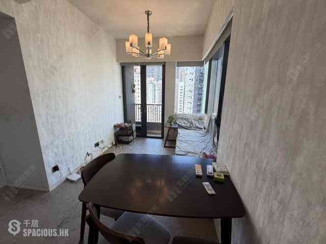 Sai Ying Pun - Bohemian House 01