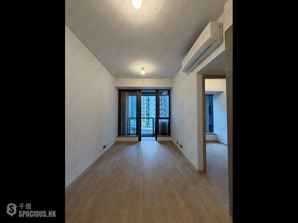 Wong Chuk Hang - The Southside Phase 4B 01