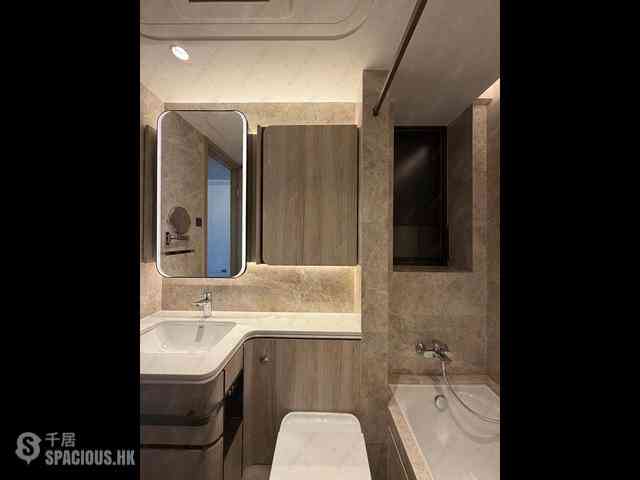 Wong Chuk Hang - The Southside Phase 4B 03