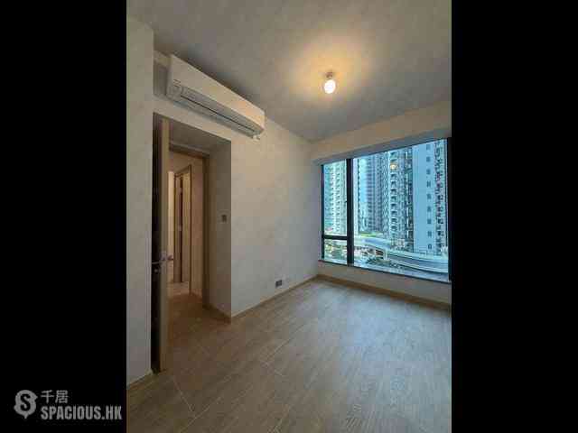 Wong Chuk Hang - The Southside Phase 4B 05