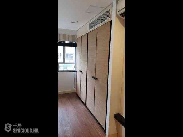 Wan Chai - Hang Tak Building 07